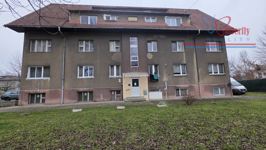 Predaj 2-izbový byt 55 m2 s vlastným kúrením v Novákoch