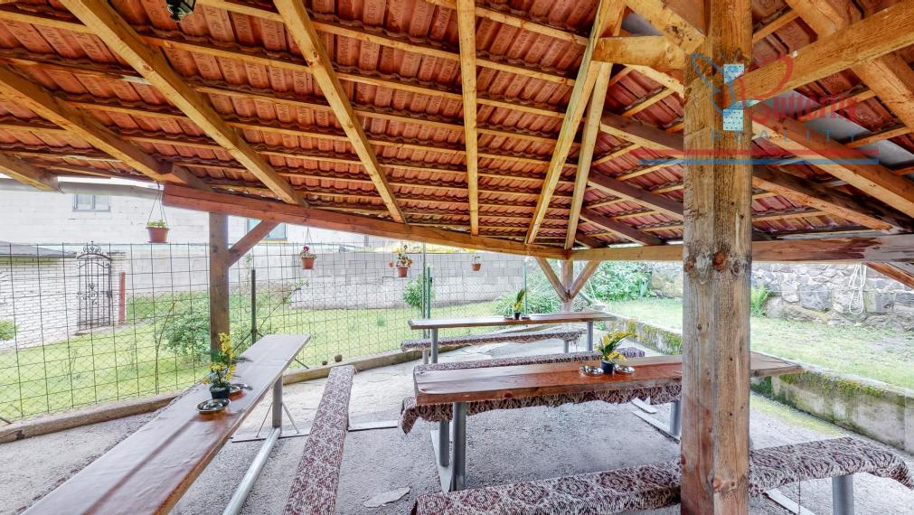 P R E D A J polyfunkčný objekt s reštauráciou v Handlovej