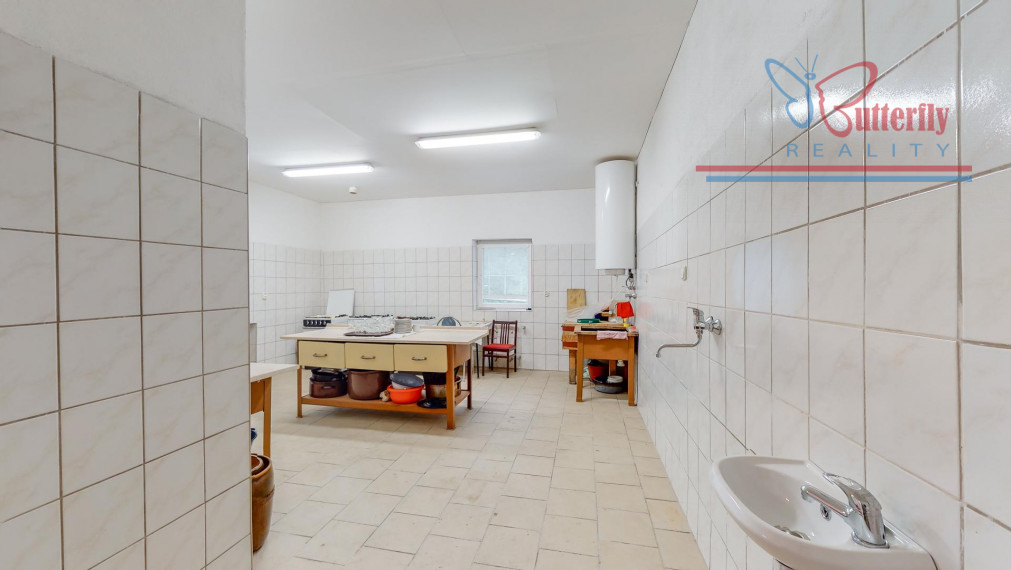 PRENÁJOM reštauráciia v Handlovej.