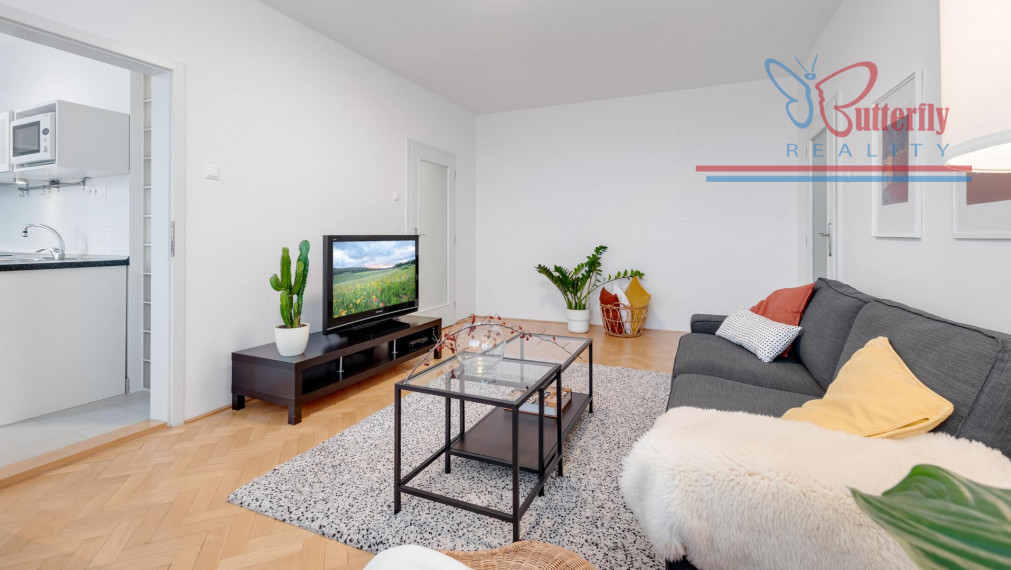 P R E N Á J O M  2 izb byt v srdci Ružinova na Štrkovci