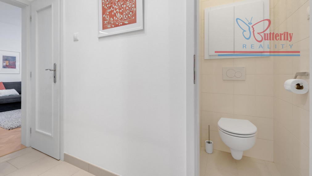 P R E N Á J O M  2 izb byt v srdci Ružinova na Štrkovci