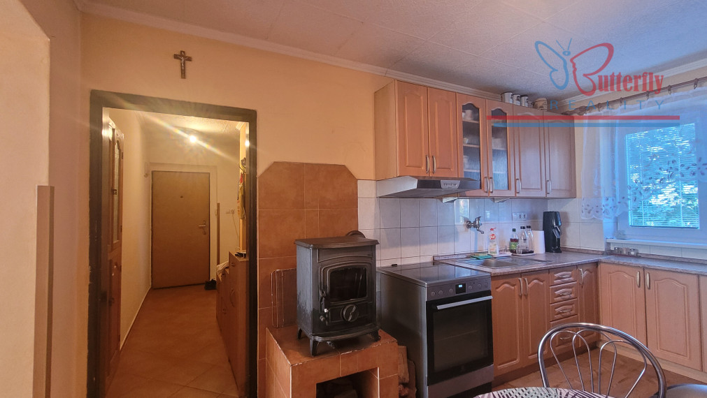 PREDAJ 3 izbový byt, 76,5 m2, Handlová, 29.augusta.