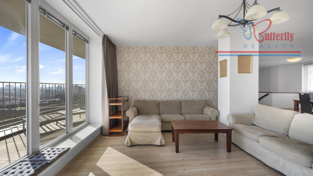 P R E N Á J O M  4-izb mezonet s krbom