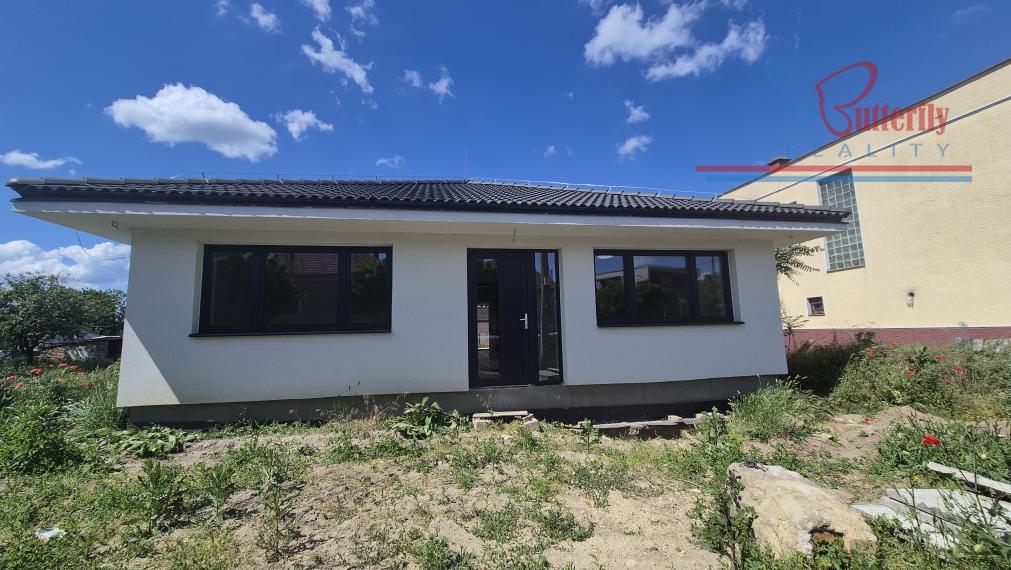 Predaj 4 izbový dom BUNGALOV v obci Dvory nad Žitavou