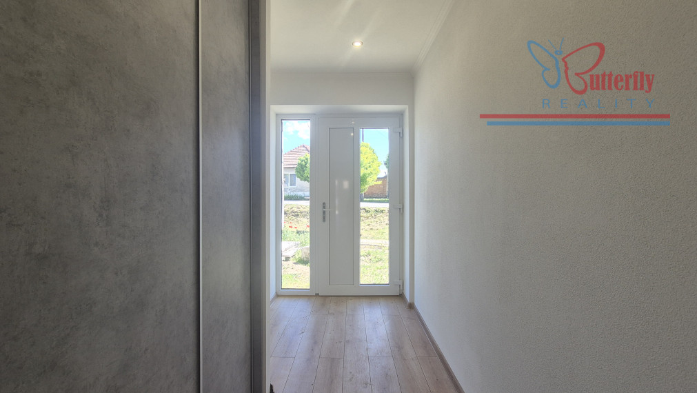 Predaj 4 izbový dom BUNGALOV v obci Dvory nad Žitavou