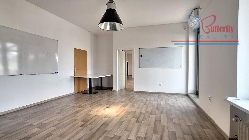 NA PRENÁJOM: kancelárske priestory 131 m2 v centre mesta, Hviezdoslavovo nám.