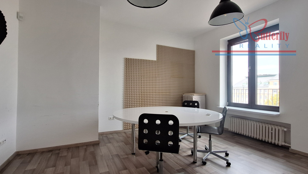 NA PRENÁJOM: kancelárske priestory 131 m2 v centre mesta, Hviezdoslavovo nám.