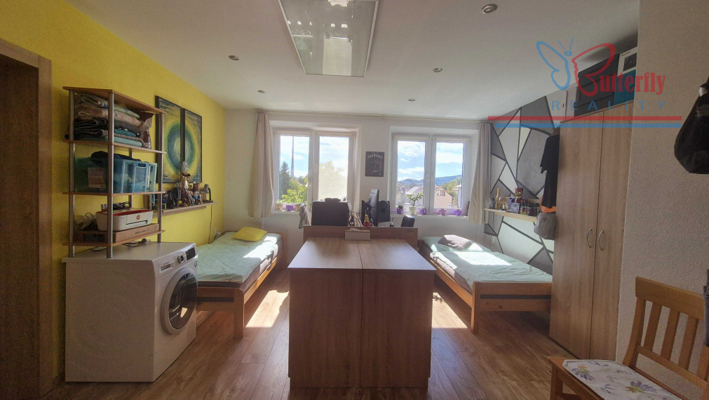 Predaj 3 izbový byt v Novákoch