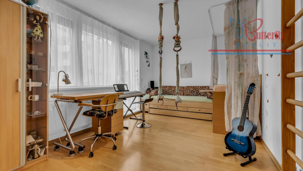 REZERVOVANÝ: 3 izb. byt s garážou, Špieszova ul., Karlova Ves