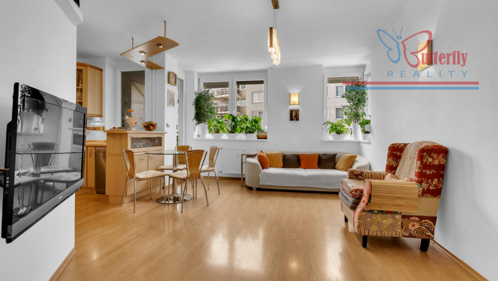 REZERVOVANÝ: 3 izb. byt s garážou, Špieszova ul., Karlova Ves