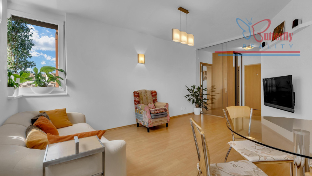 REZERVOVANÝ: 3 izb. byt s garážou, Špieszova ul., Karlova Ves