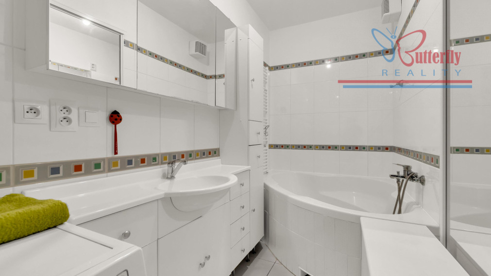 REZERVOVANÝ: 3 izb. byt s garážou, Špieszova ul., Karlova Ves