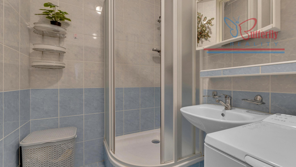 REZERVOVANÝ 2-izb. byt, I. Bukovčana, 52m2, balkón, BA-DNV