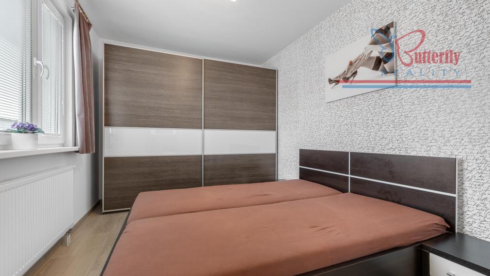 REZERVOVANÝ Veľký 4i zrenovovaný byt, 97m2, Hrobákova, Petržalka