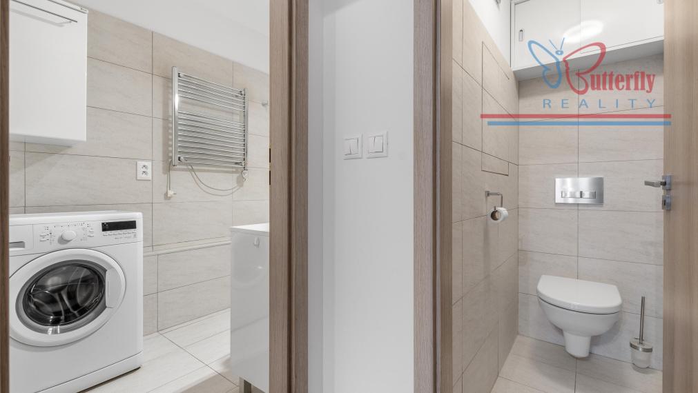 REZERVOVANÝ Veľký 4i zrenovovaný byt, 97m2, Hrobákova, Petržalka