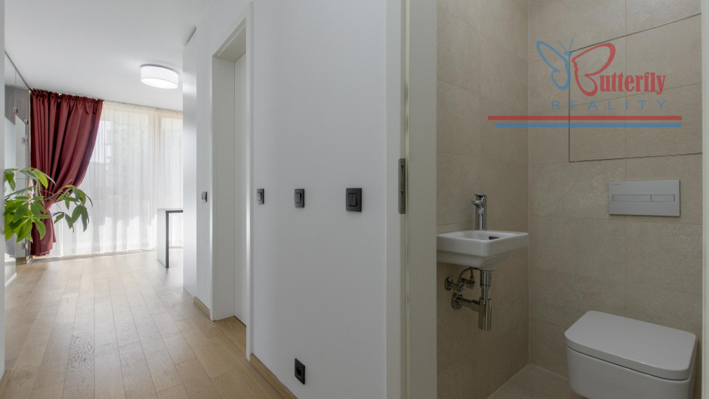 P R E D A J 2-izbový byt: Objavte bývanie, ktoré má štýl v projekte NiDO I, Tomášíkova, Bratislava – Nové Mesto