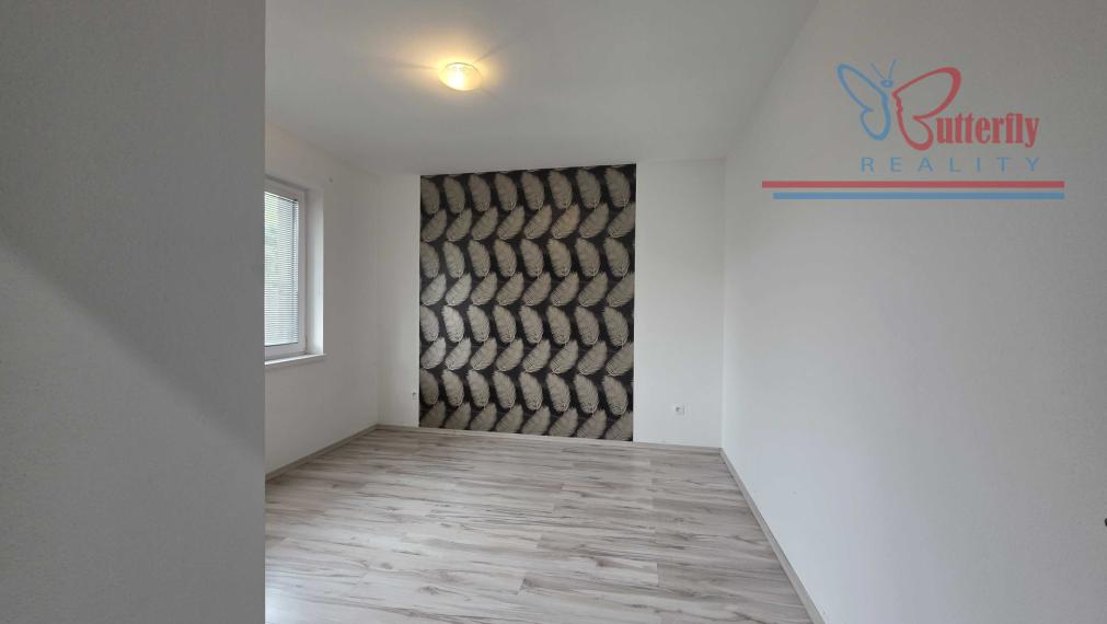 Predaj 4 izbový bungalov s pozemkom 663 m2 v obci Vydrany