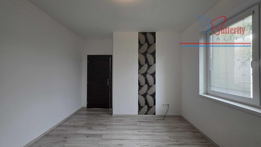 Predaj 4 izbový bungalov s pozemkom 663 m2 v obci Vydrany