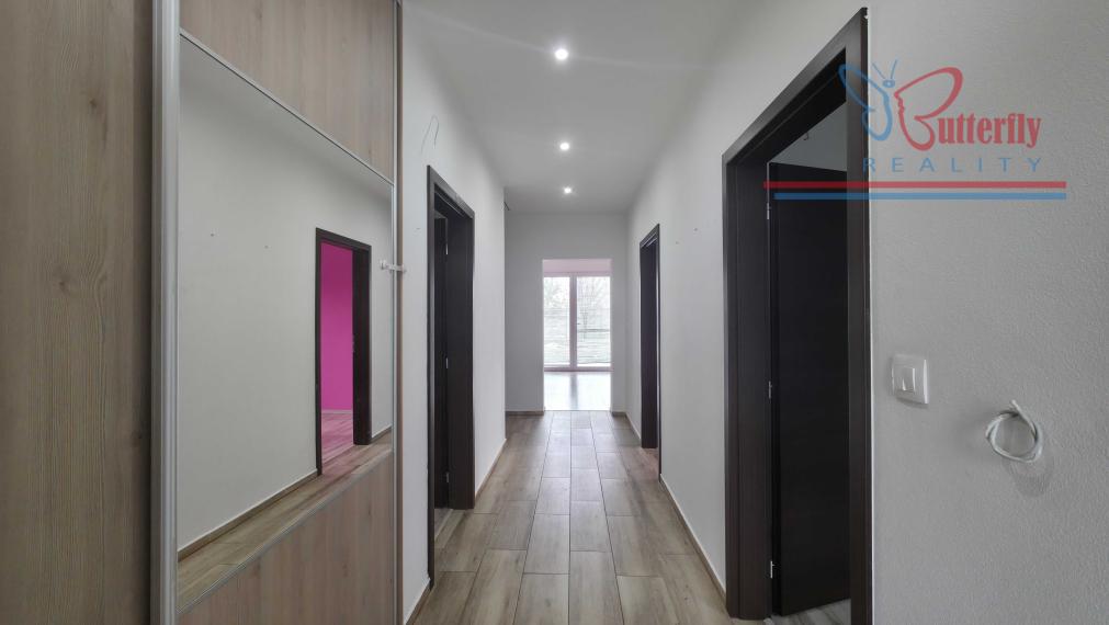 Predaj 4 izbový bungalov s pozemkom 663 m2 v obci Vydrany