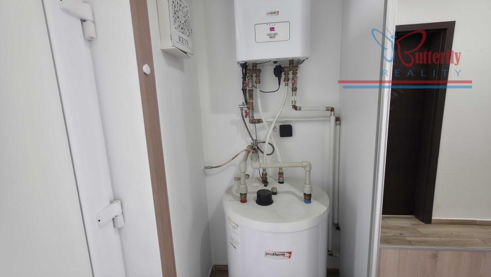 Predaj 4 izbový bungalov s pozemkom 663 m2 v obci Vydrany