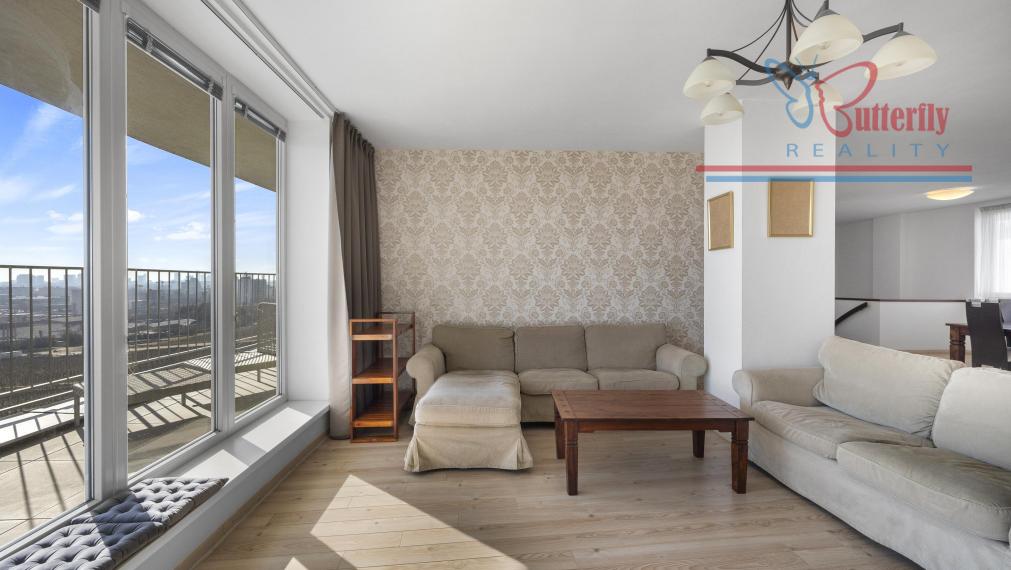 P R E D A J  4-izb mezonet s krbom