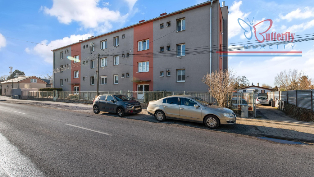 NA PREDAJ: tichý domov s kúskom prírody - zariadený 3 izb. byt so záhradkou v Lehniciach