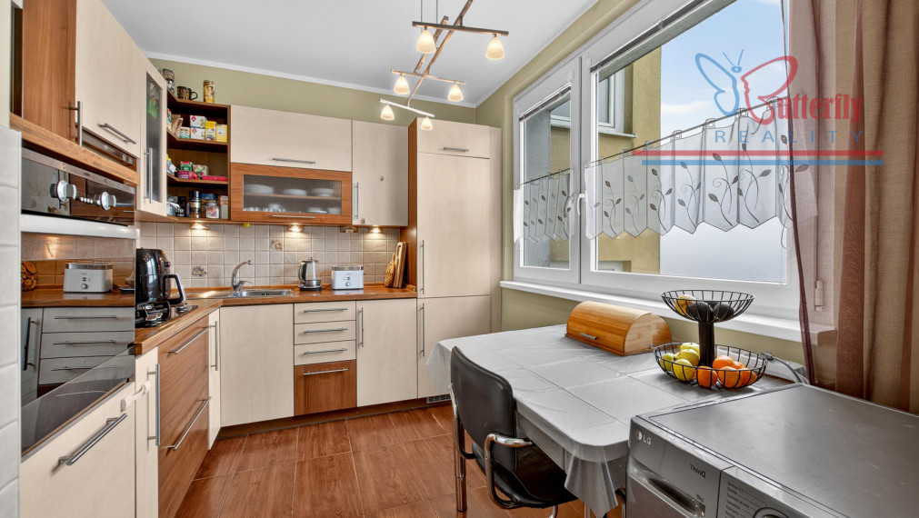 PREDAJ - 4-izbový byt na Nejedlého ulici, Bratislava – Dúbravka