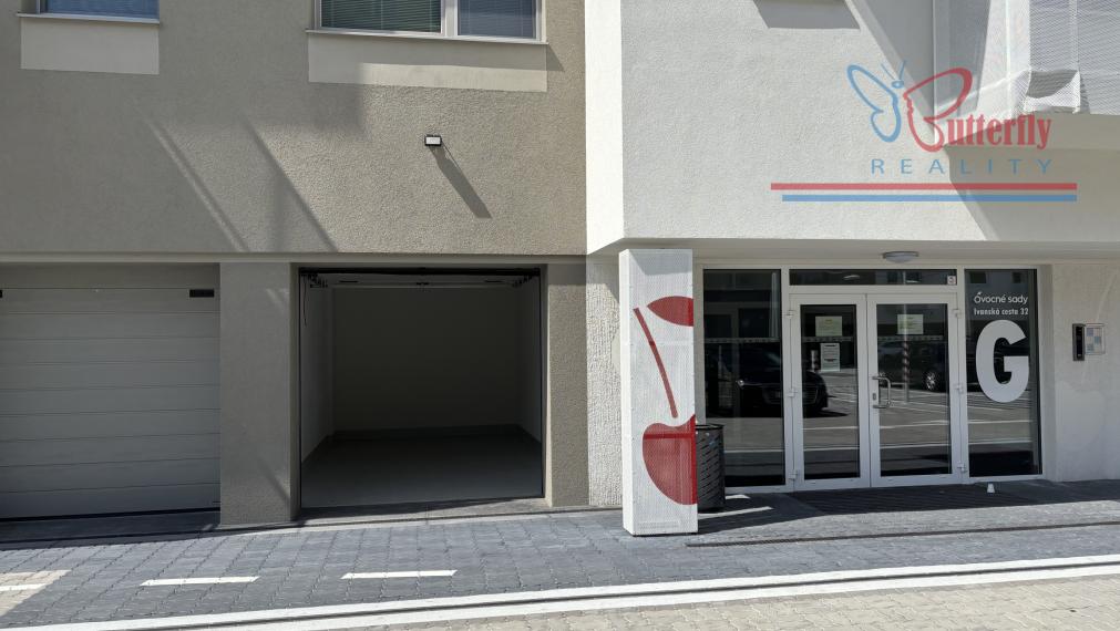 Na predaj samostatná uzatvárateľná garáž – Ovocné sady, Ružinov (Trnávka)