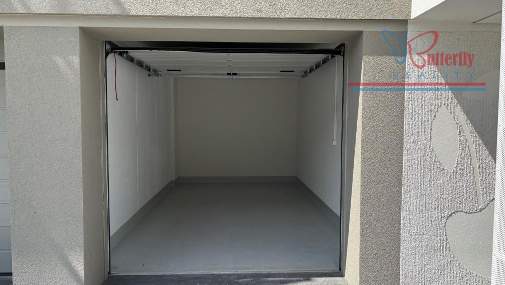 Na predaj samostatná uzatvárateľná garáž – Ovocné sady, Ružinov (Trnávka)