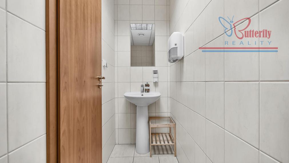 NA PRENÁJOM: 4 kancelárske priestory, 135 m2, Mlynské Luhy, Ružinov