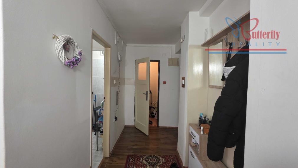 Predaj 2 izbový byt 68 m2 Handlová 29 augusta