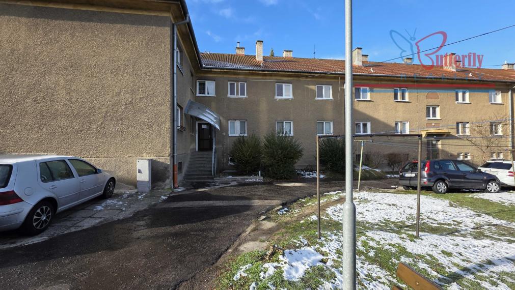 Predaj 2 izbový byt 68 m2 Handlová 29 augusta