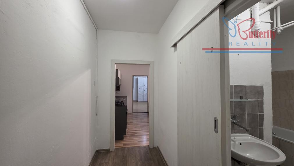 Predaj 2-izbový byt 55 m2 s vlastným kúrením v Novákoch