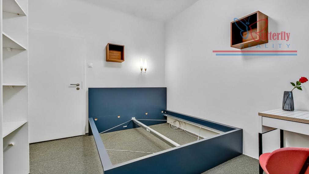 2 izb byt s parkovaním v malej bytovke