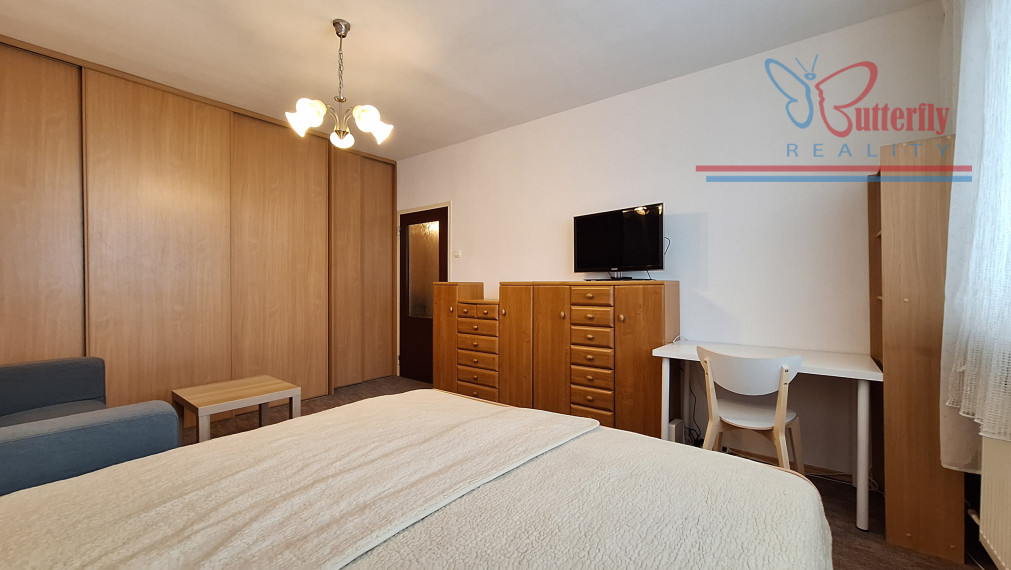 NA PRENÁJOM: 1 izb. zariadený byt, Medveďovej, Petržalka