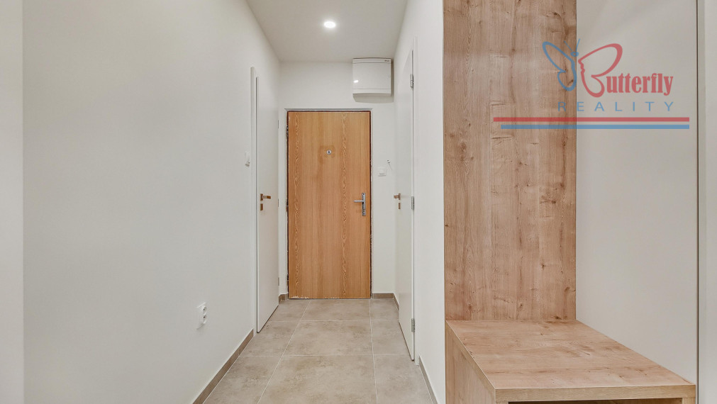 Veľkorysý 2i byt (60 m²) v Ružinove – Čerstvá rekonštrukcia & Klíma