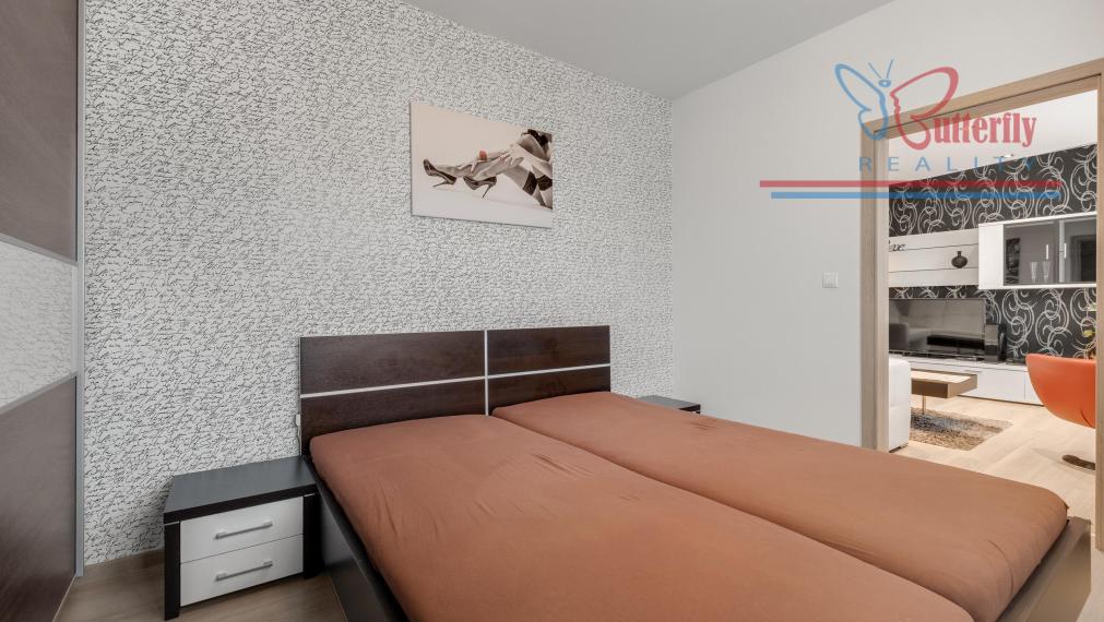 REZERVOVANÝ Veľký 4i zrenovovaný byt, 97m2, Hrobákova, Petržalka