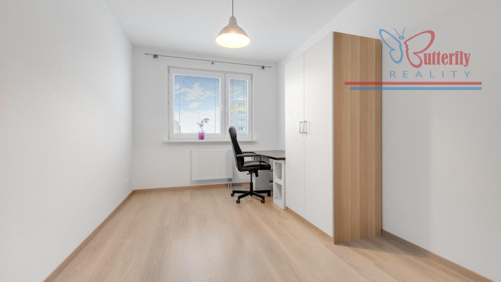 REZERVOVANÝ Veľký 4i zrenovovaný byt, 97m2, Hrobákova, Petržalka