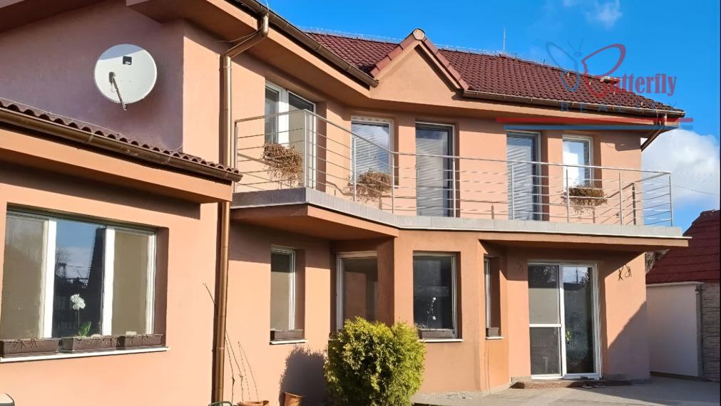 Bývaj v BA v 5i. rodinnom dome + kancelária, záhrada, garáž