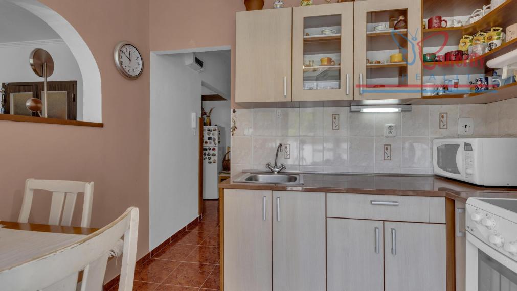 REZERVOVANÝ 2-izb. byt, I. Bukovčana, 52m2, balkón, BA-DNV