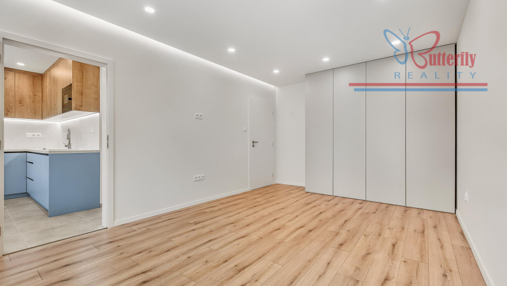 Veľkorysý 2i byt (60 m²) v Ružinove – Čerstvá rekonštrukcia & Klíma