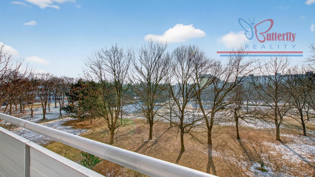 P R E N Á J O M  1,5-izb byt orientovaný do parku