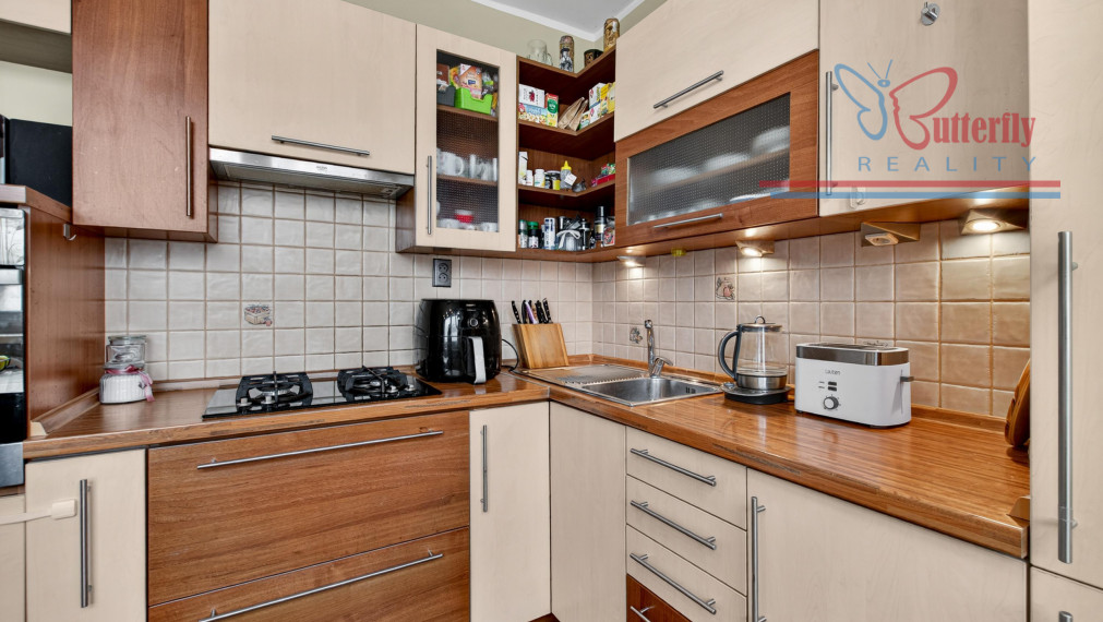 PREDAJ - 4-izbový byt na Nejedlého ulici, Bratislava – Dúbravka