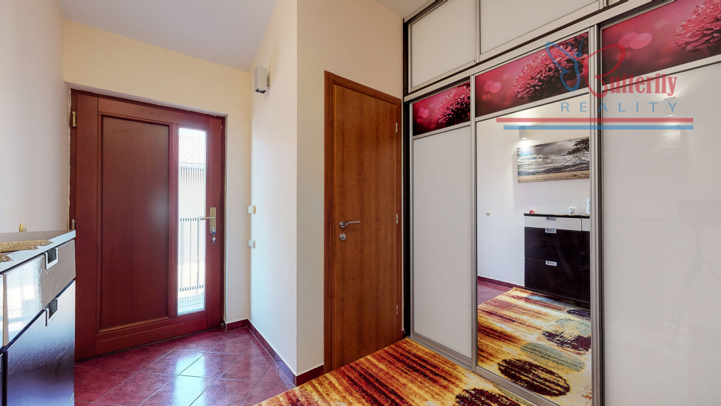 NA PRENÁJOM: 3 izb. BYT ako DOM | 104 m2 + TERASA 28 m2 | IVANKA PRI DUNAJI