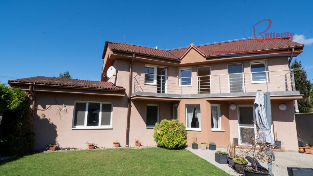 Bývaj v 5i dome v BA bez zápch + kancelária, záhrada, garáž