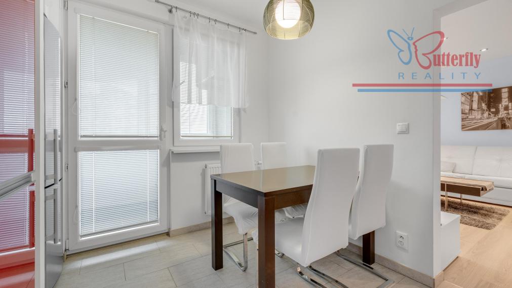 REZERVOVANÝ Veľký 4i zrenovovaný byt, 97m2, Hrobákova, Petržalka