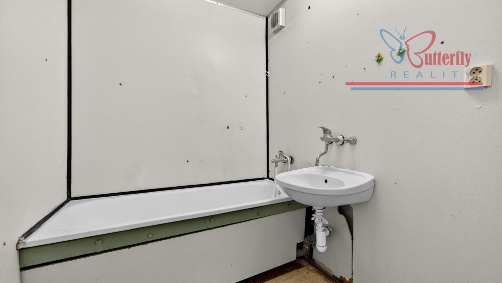 PREDAJ 3-izb byt Markova-Petržalka, možnosť zmeny na 4-izb