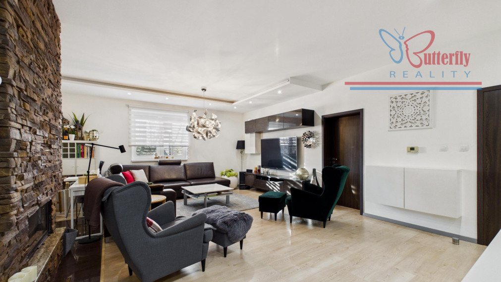 P R E D A J RODINNÝ DOM  V MALINOVE NA CINTORÍNSKEJ ULICI