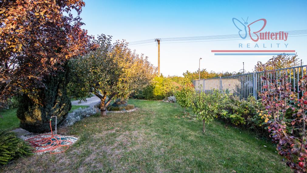 NA PREDAJ: záhrada 720 m2 s chatkou, Mokráň záhon