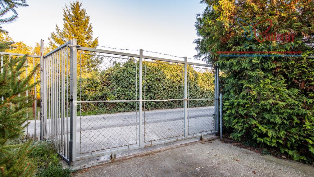 NA PREDAJ: záhrada 720 m2 s chatkou, Mokráň záhon